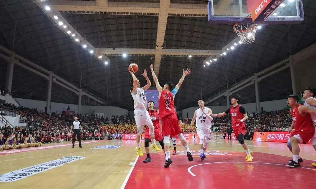 金华命悬一线！
 
今晚8点，杭州打台州。杭州已稳进季后赛，输赢无所谓。台州只要