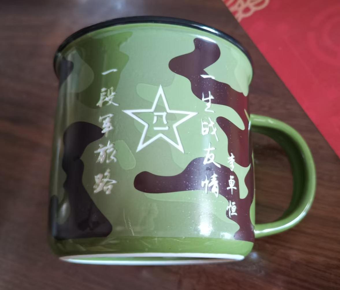 一段军旅路，一生战友情！李卓恒