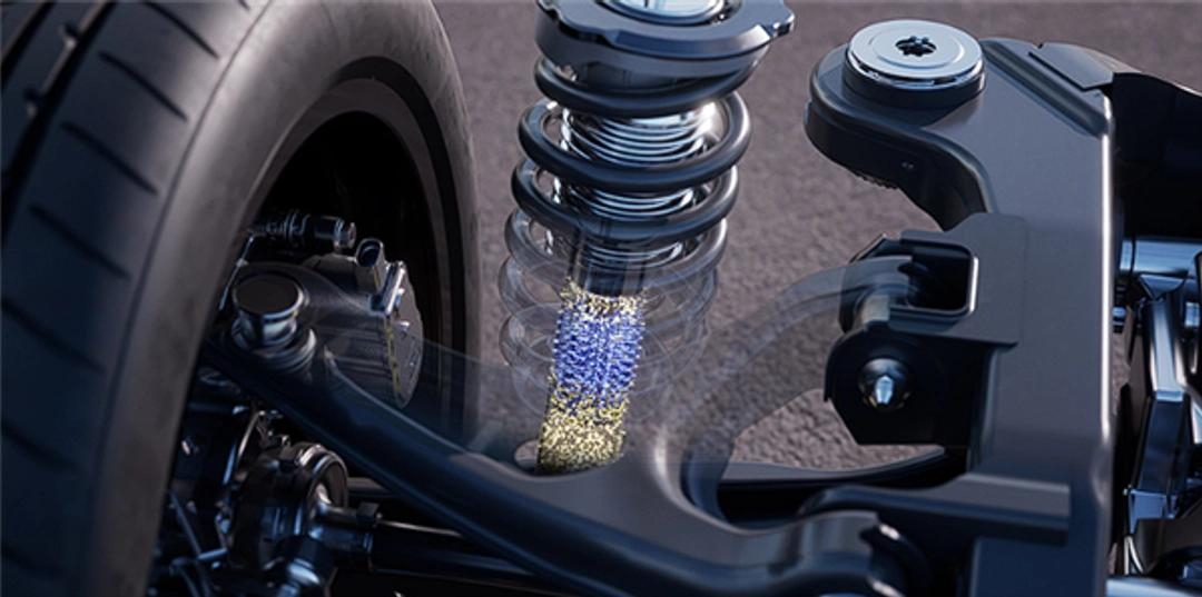 300万超跑的底盘技术，居然下放到13万级家用车。
 
4月23日，深蓝L06增