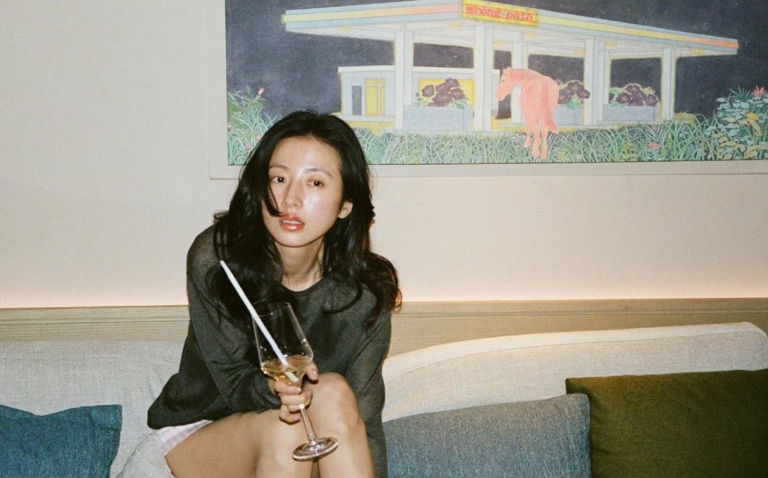 周雨彤小嘴儿肿的有点性感，这是能说的吗