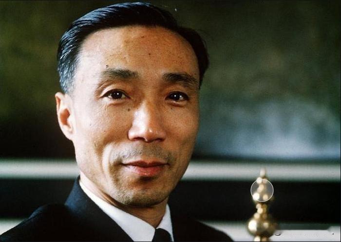 邵逸夫是个谜！他2014年去世，四个子女却未曾出现，不仅如此，偌大的家产四个子女