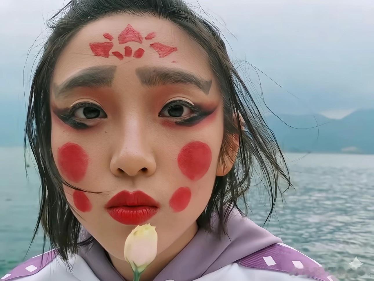 唐艺昕的妆像当年郑恺化的这可是我们美丽的祺贵人啊！这么多年了，妆还没卸干净（最后
