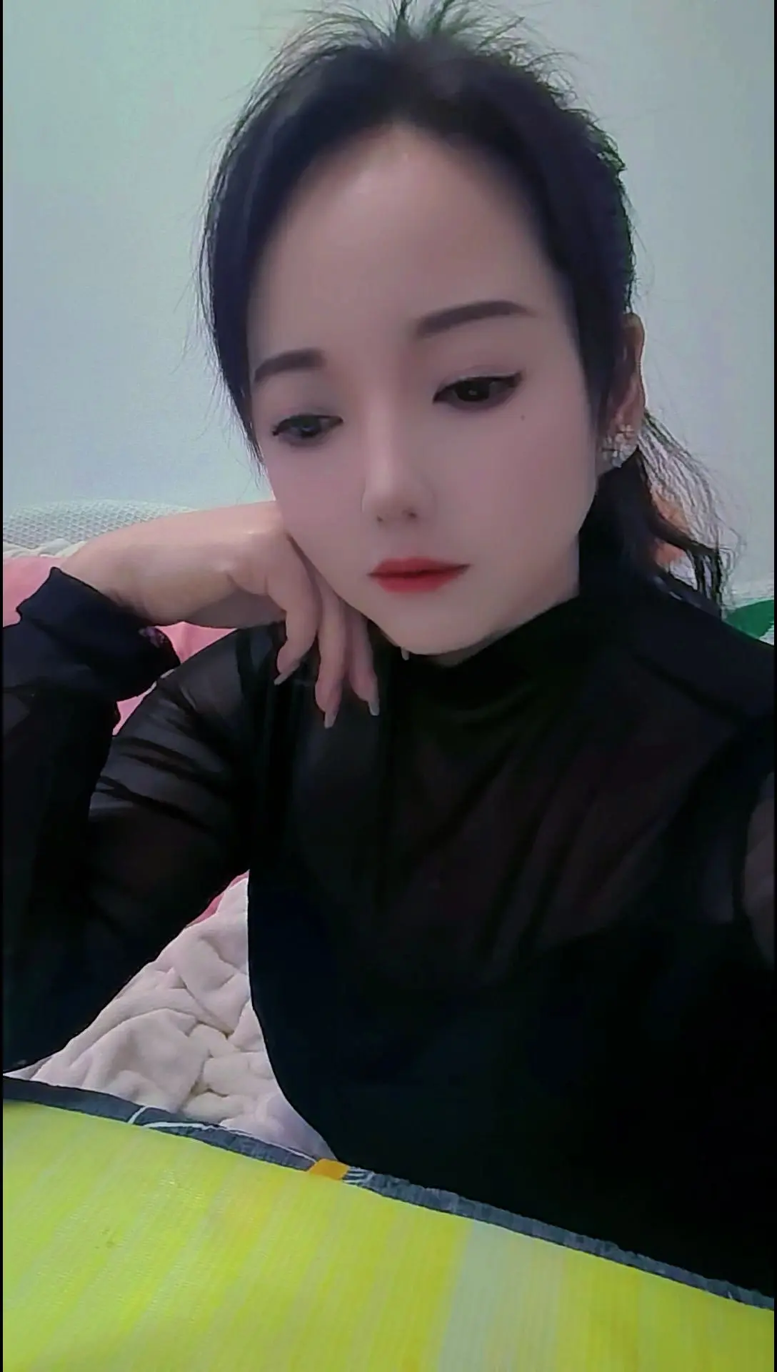 "人生如棋，落子无悔，一步错步步错最后满盘输！"＃热歌＃扎心