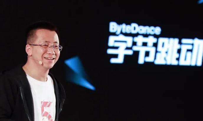 彭博亿万富豪指数6月3日更新后显示，字节跳动创始人张一鸣的净资产达到928亿美元
