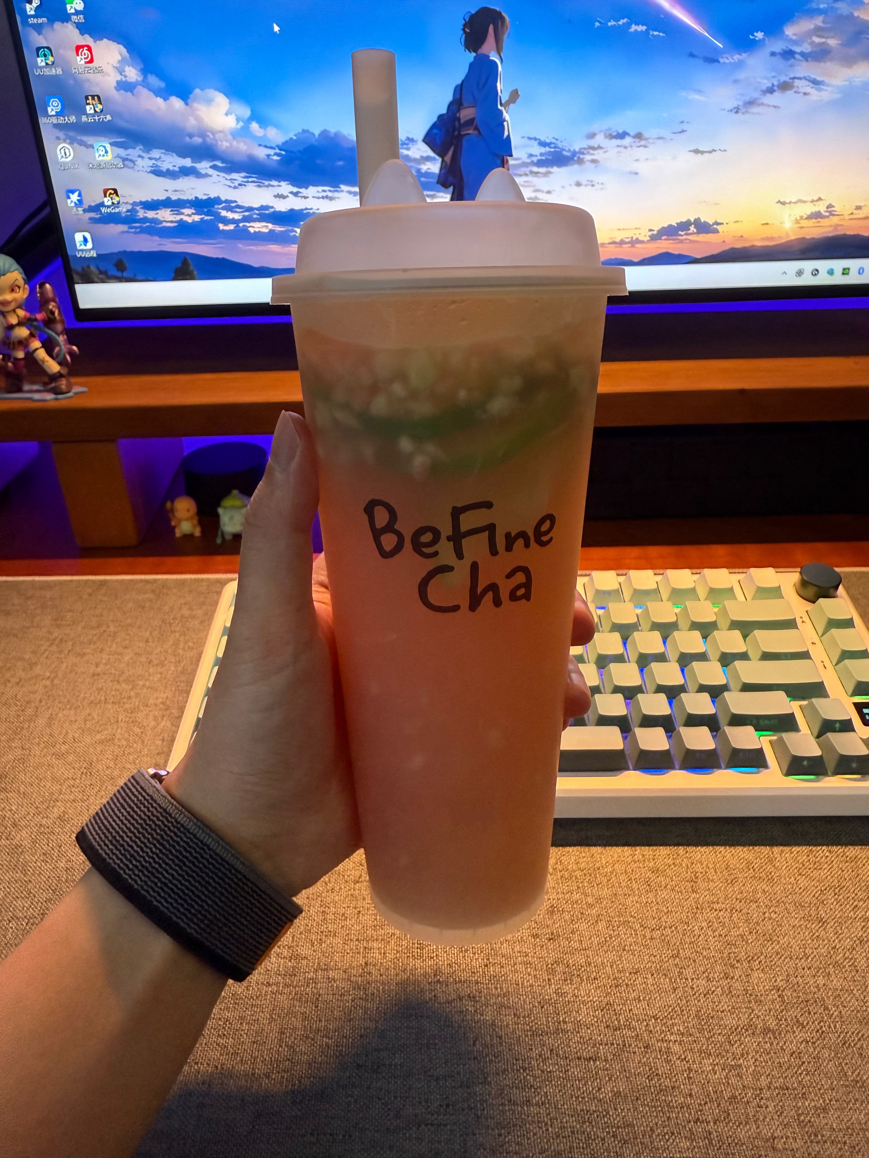 这几天电商大战，喝奶茶都快喝吐了，可以不过期吗？我想慢慢喝。[笑cry] ​​​