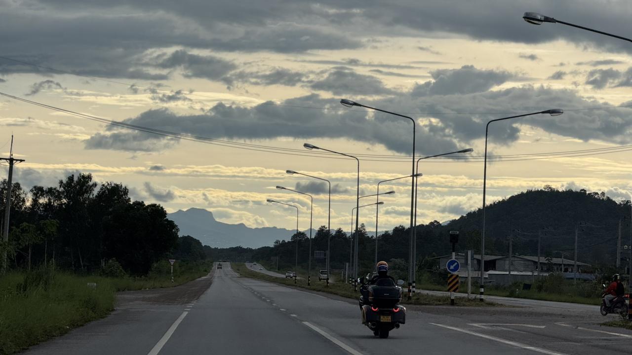 再次顺利抵达泰国🇹🇭
路况虽然很烂，但过程很爽
这就是真正的旅程【来自懂车帝