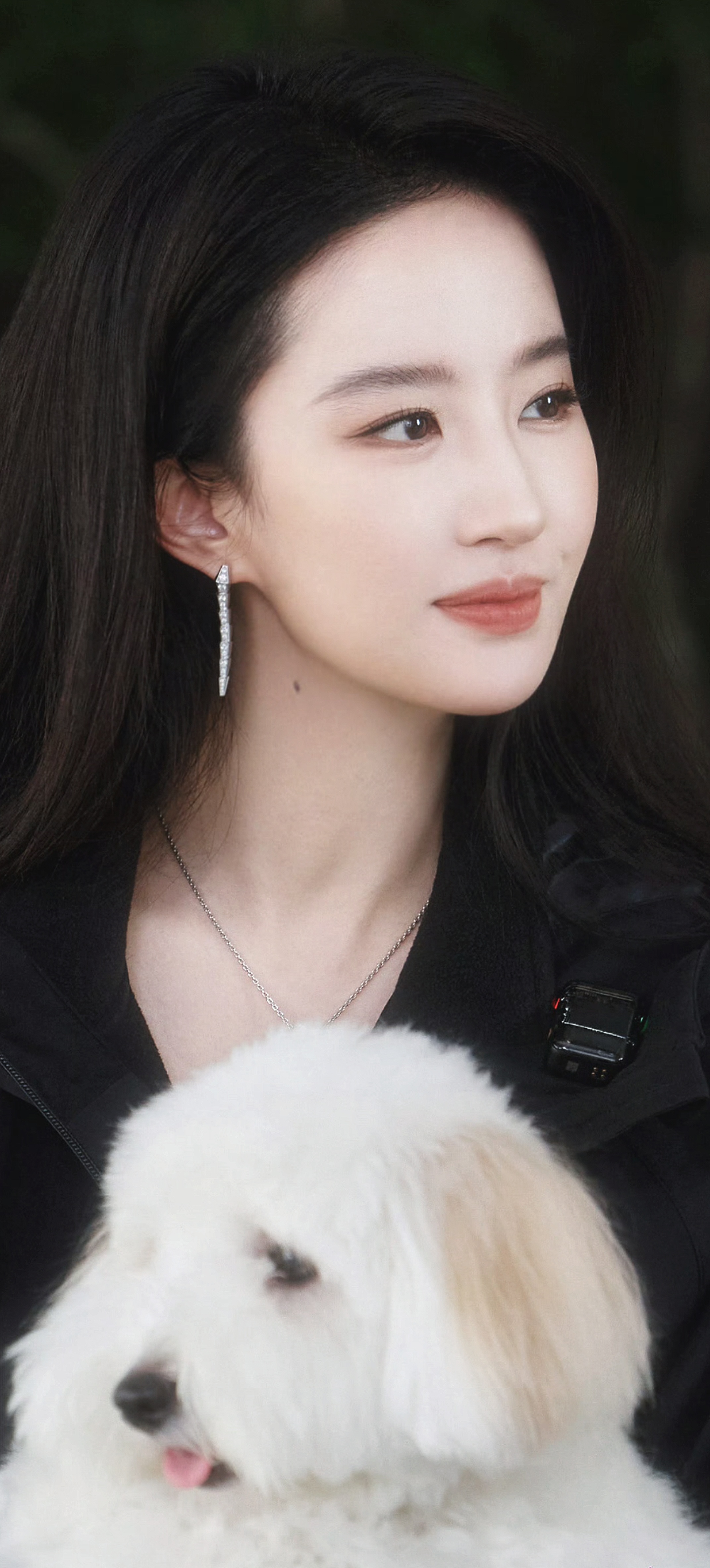 𝑿𝒊𝒐𝒏𝒈𝑴𝒂𝒐*哈哈妈咪最近很健谈，今晚🐼直播不见不散！无字