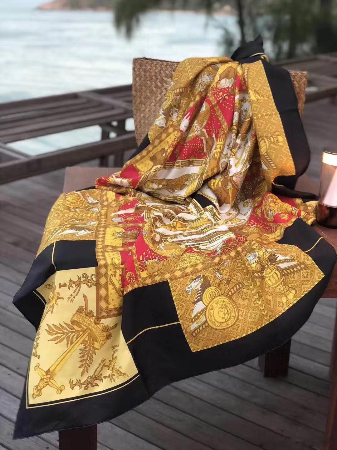 有姐妹找真丝披肩，地铁里空调里低温室内使用，140cm的超大尺寸，高温下防晒也极