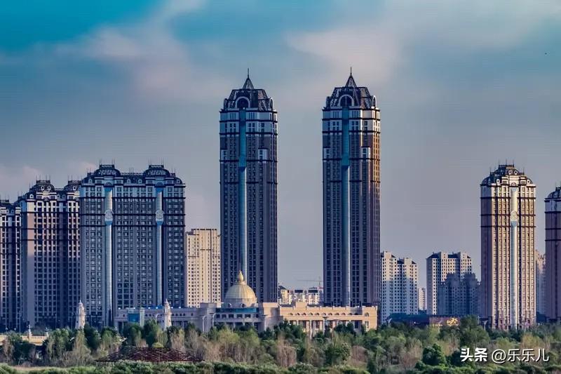 哈尔滨楼市：

根据哈尔滨房地产经纪行业协会的数据，哈尔滨上半年存量房成交量达到