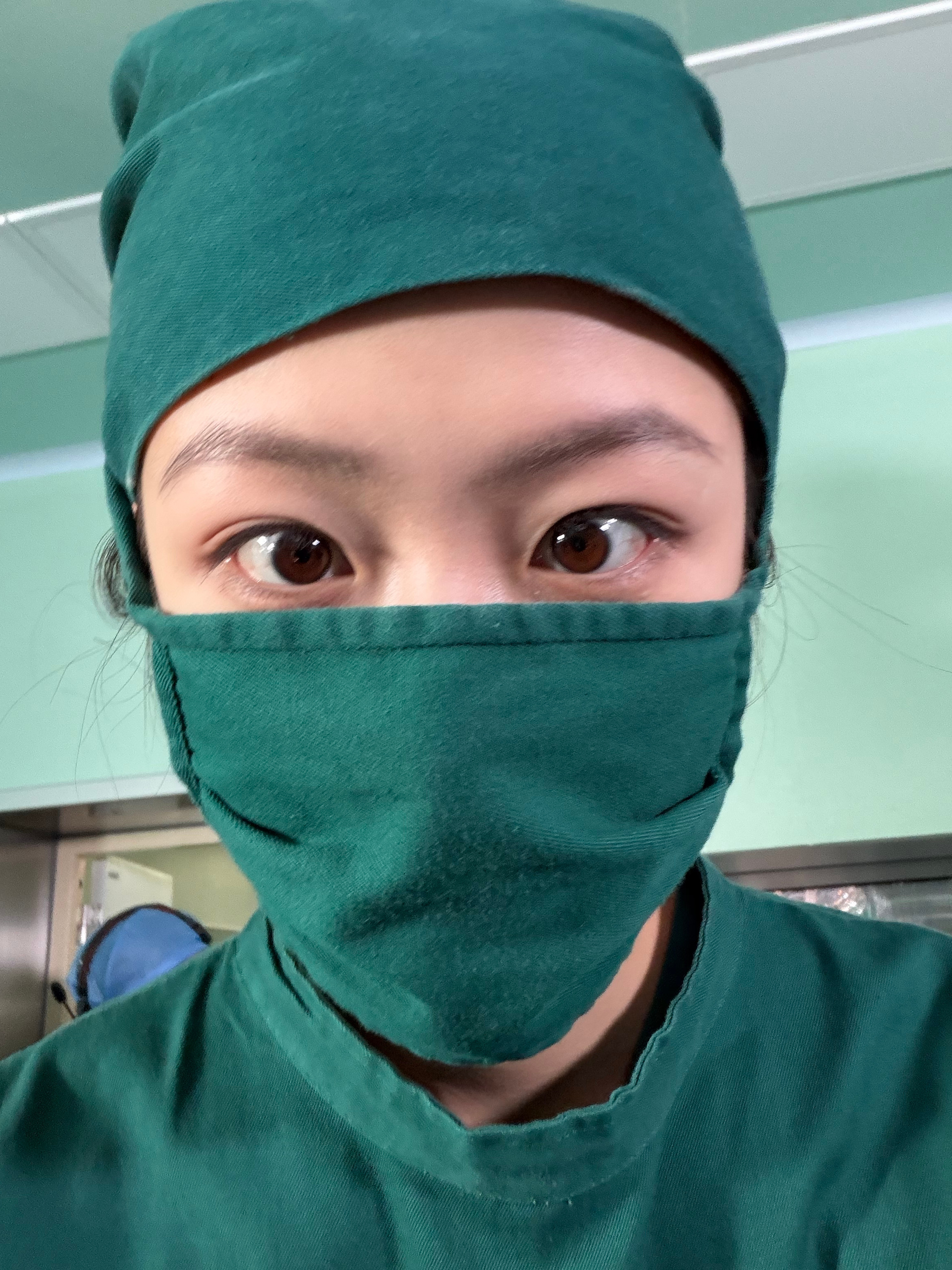 保持呆萌 