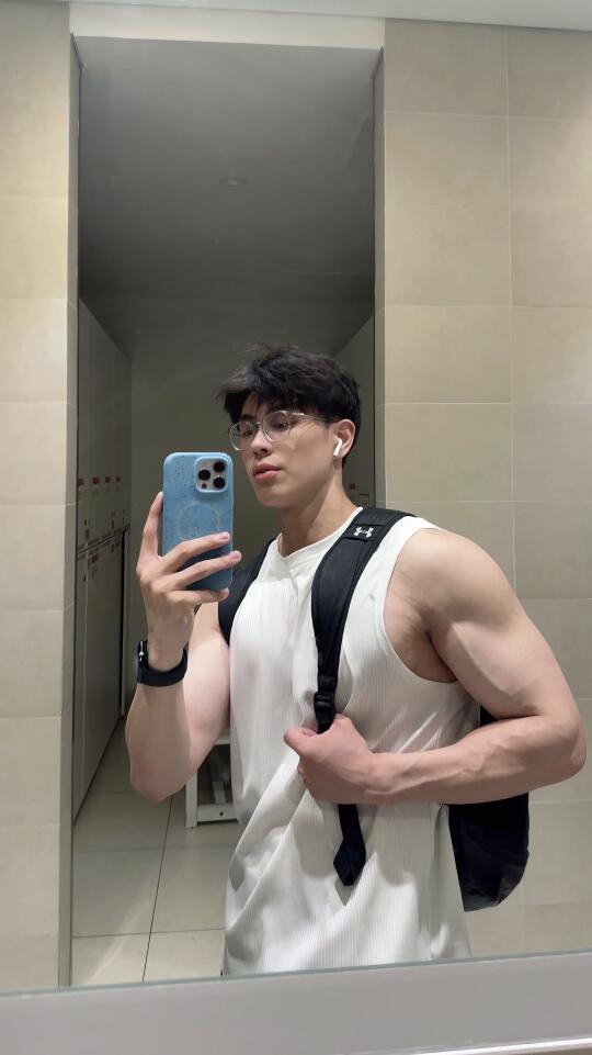 天暖了，要露手臂了💪