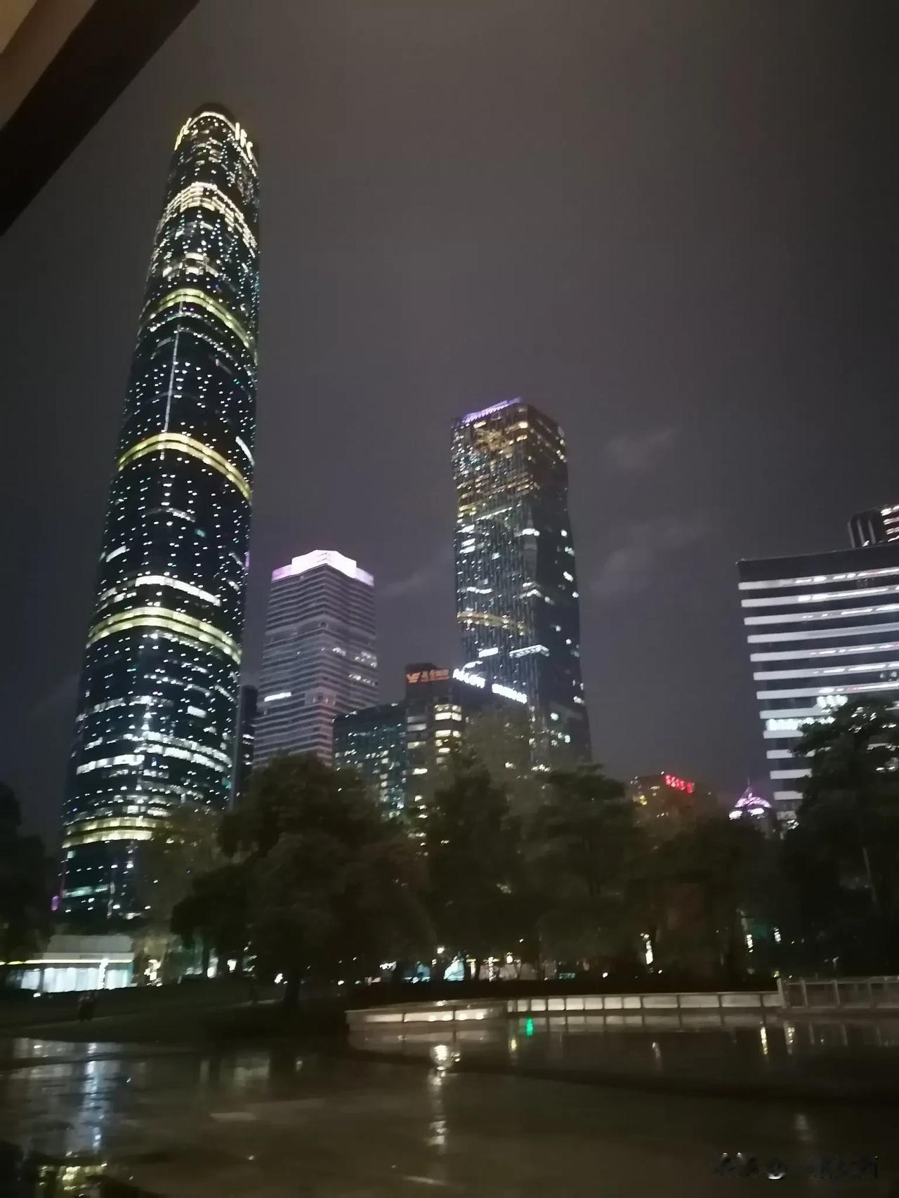 头条能不能给我流量呢？我那么喜欢上头条上班，你就不能多给我流量吗？难道我的写作业