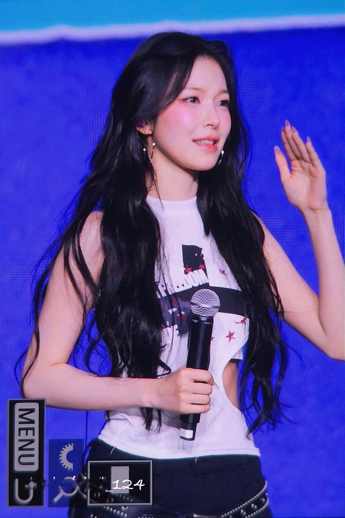 白知宪[超话]  🐳蜜罐甜心白知宪 261003 IBK Music Fest