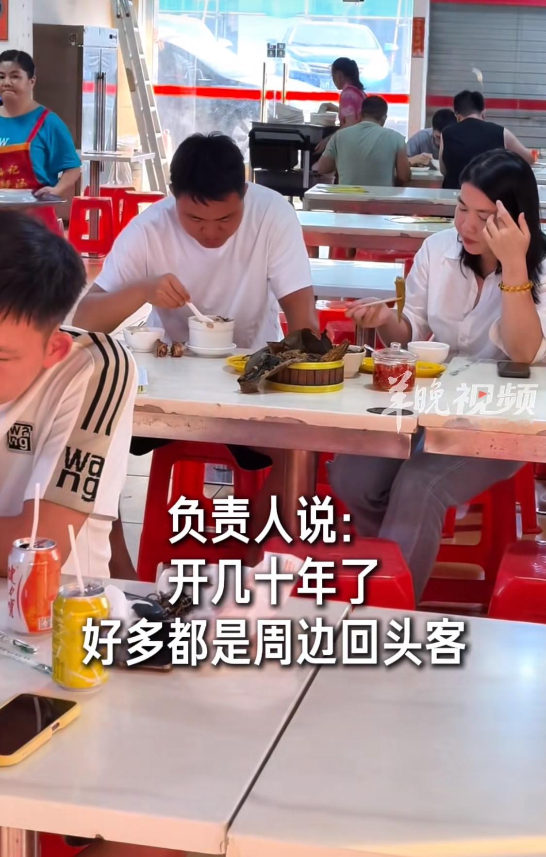 东莞扫街榜第一是牛鞭汤本地人推荐的，肯定是当地特色美食，因为在扫街榜中“本地人爱