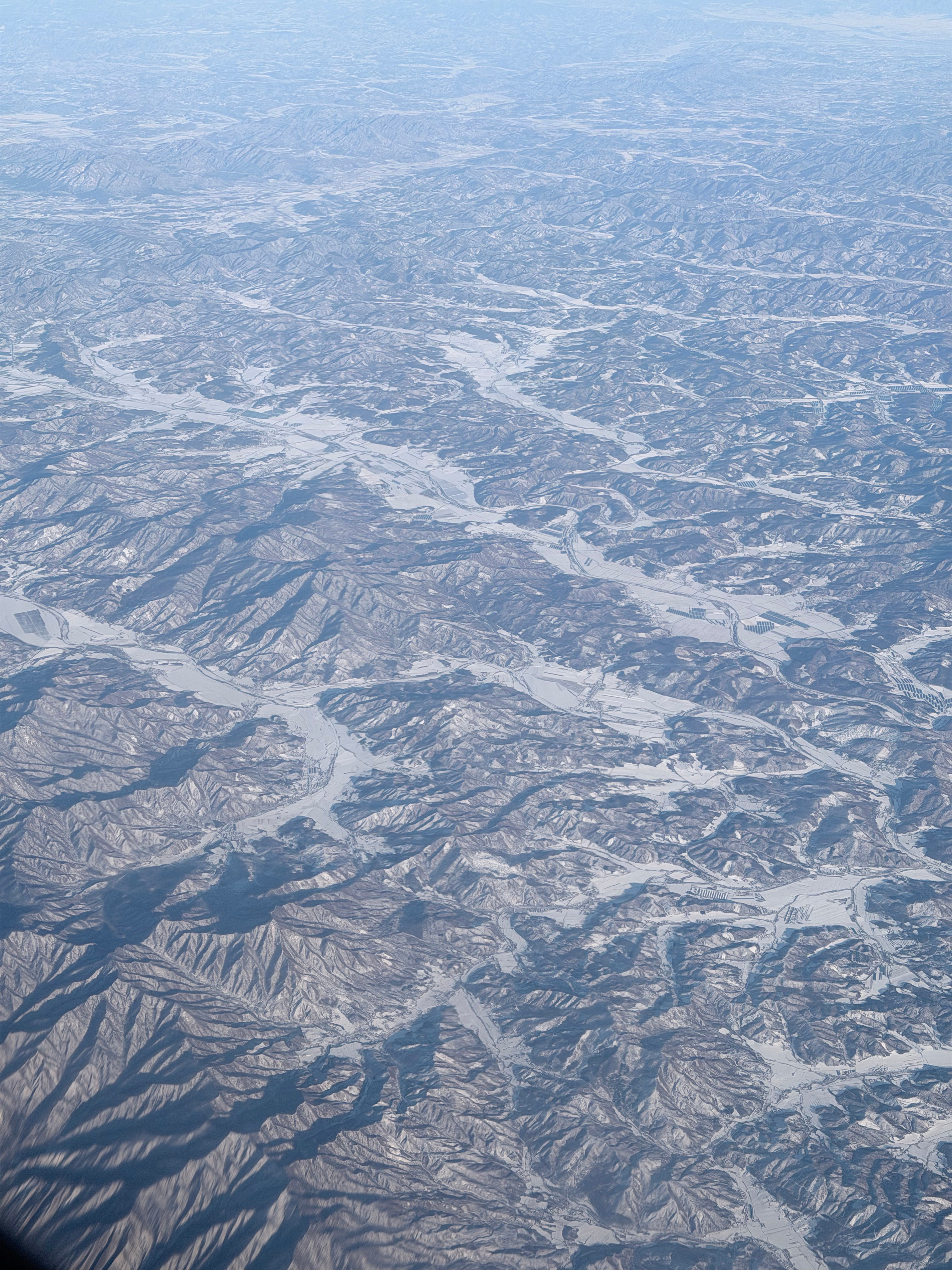 才5点半，天全黑了耶 呼伦贝尔