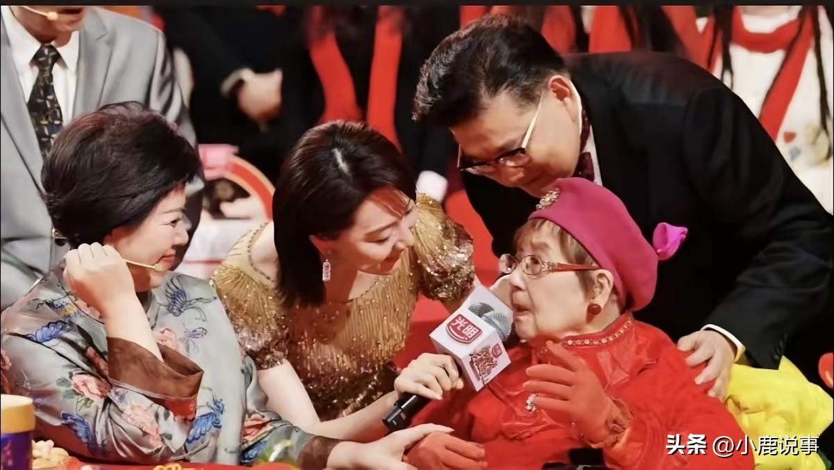 嫩娘走了，
她是安安稳稳寿终正寝，
没有意外，没有病痛，也没有受苦。前阵子百岁大