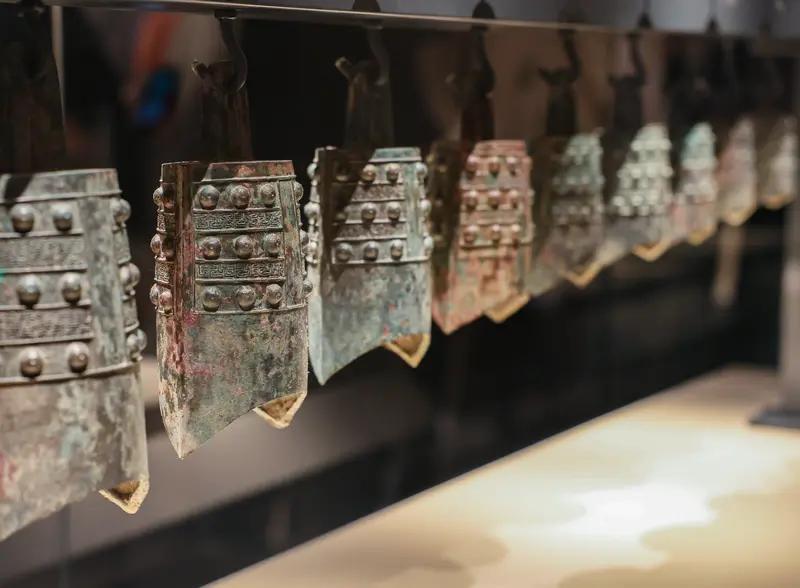 中国文明文化能传承五千年，底蕴深厚是关键。它涵盖了人、社会、自然法则和客观规律，