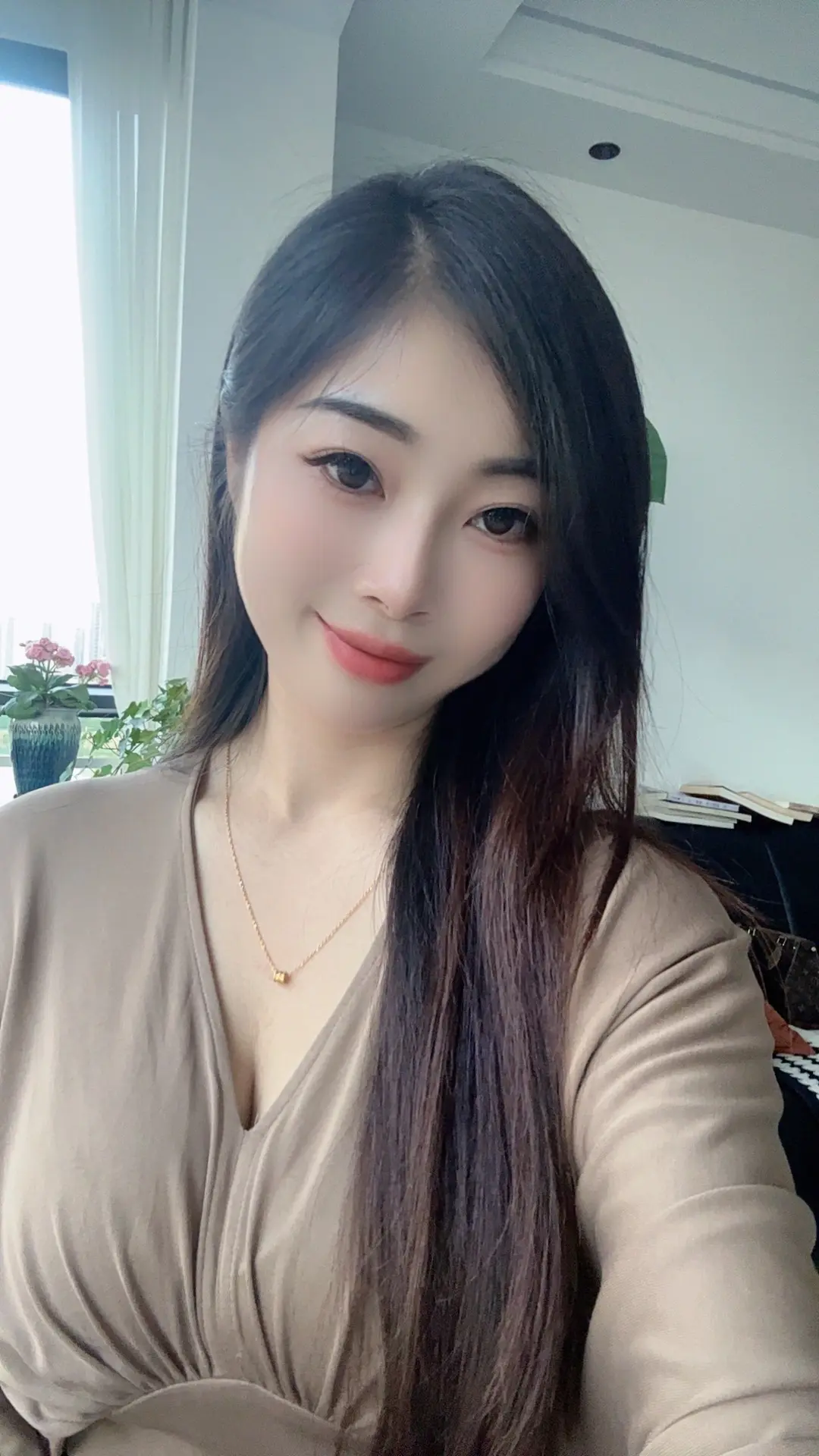 幸福就是人到中年，有个好身体，一个坏记性，简单一点，糊涂一点，别说以前...