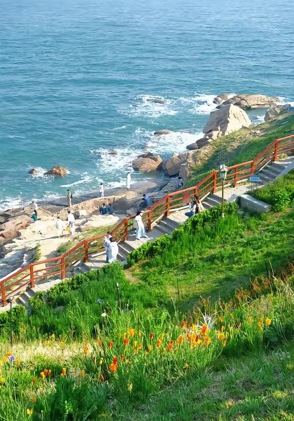 青岛小麦岛公园，网红打卡地，依山傍海的宝藏小岛。
