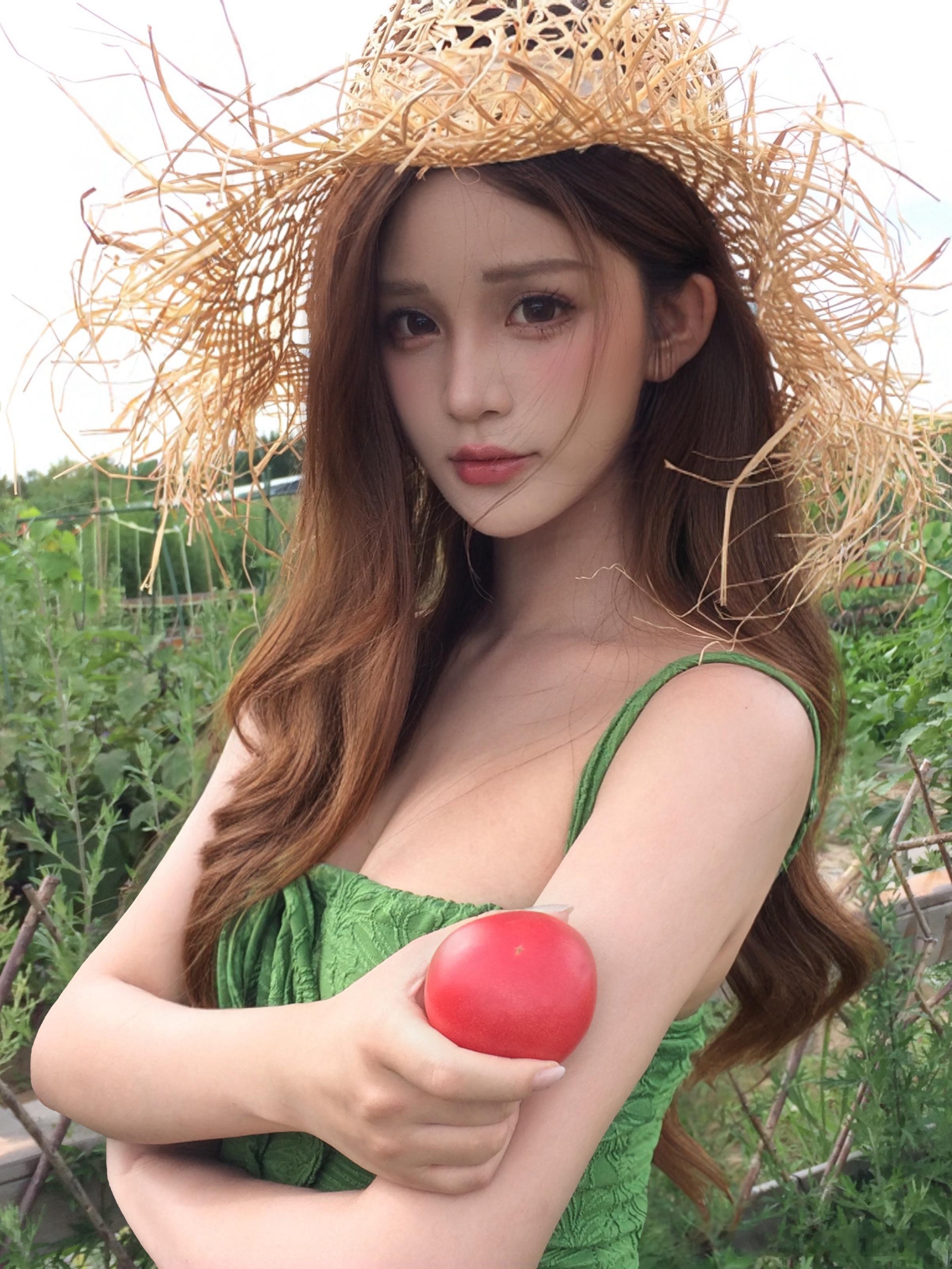 番茄你个西红柿🍅 