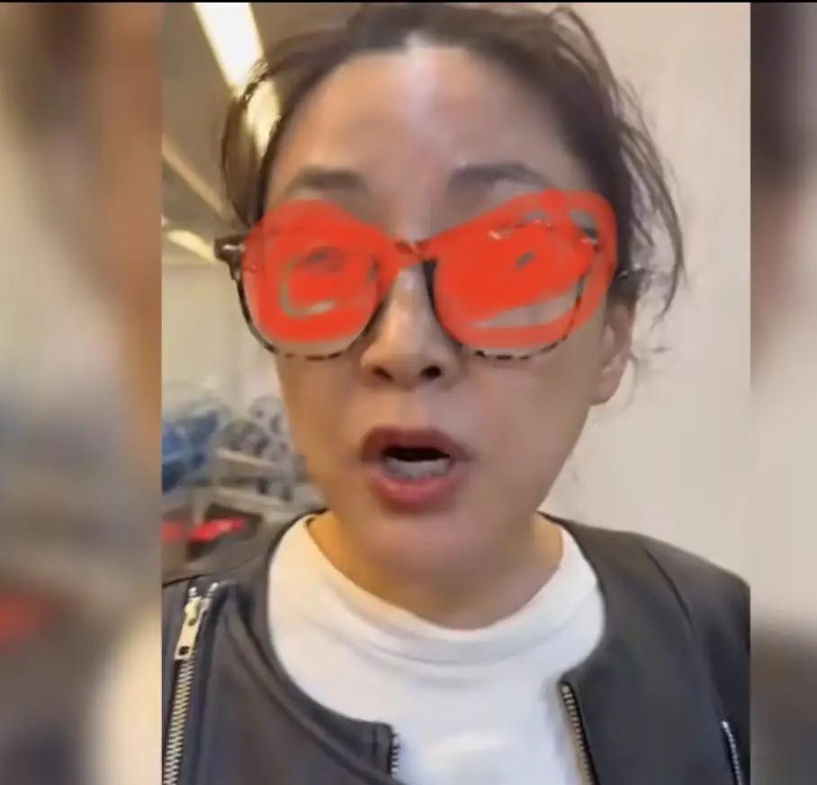 上海酒店健身房惊现“嚣张姐”：一句“我就是上海人”，撕碎了整座城市的体面！

大