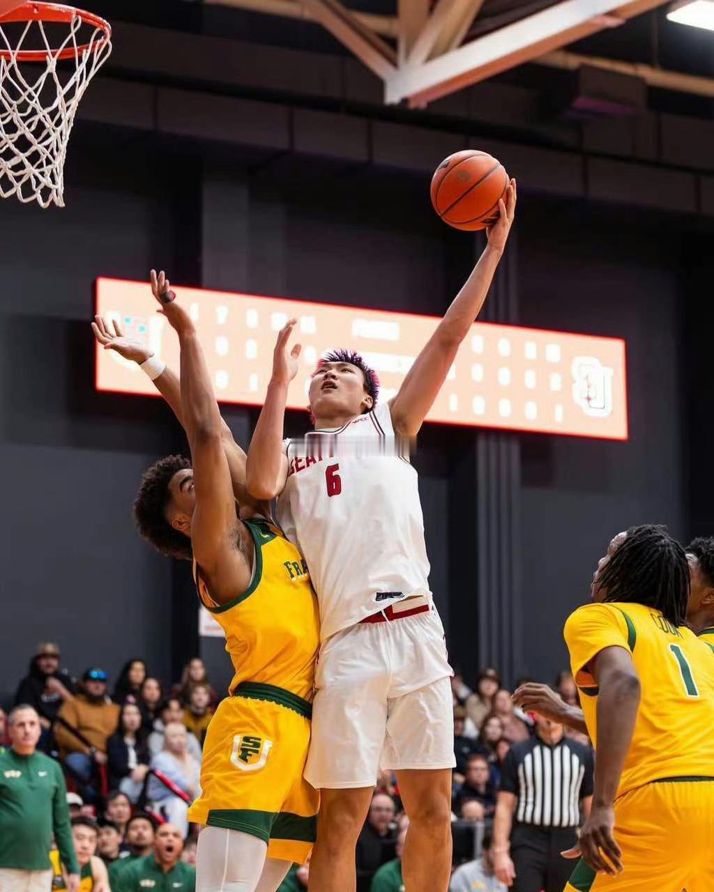 这不比首发强吗！淡厚然7分8篮板

西雅图大学以72-80不敌冈扎加大学，这场比