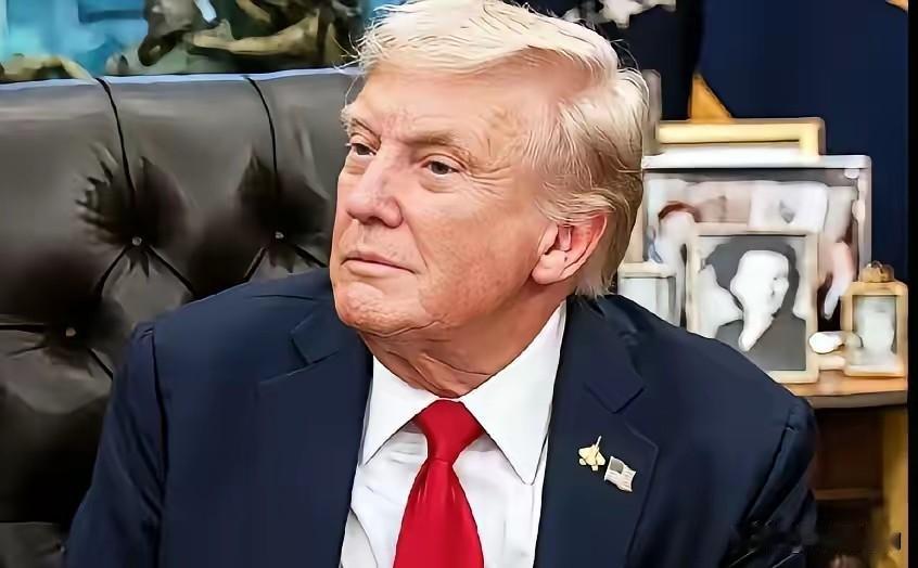 特朗普撕毁承诺！涉台法案落地，中国早已备好反制利剑
 
谁能想到，刚重返白宫就甩