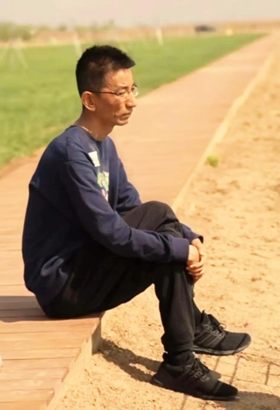 1、其实，对东方小孙“仇恨情绪”最大的，未必是董宇辉的那些“合格”的丈母娘，而是