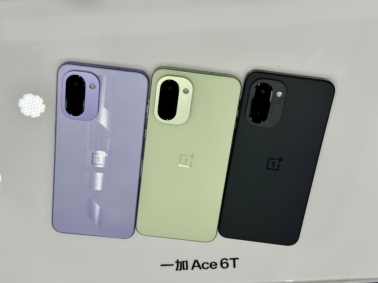 今年一加手机卖的不错，这不是说空话，是有销量数据支撑的，自从主攻性能游戏赛道以来