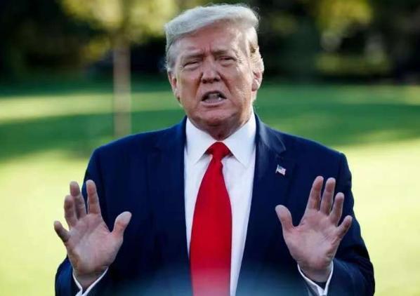 特朗普总共当了两回总统，终于发现了一个问题：只要不跟中国作对，美国就还是超级大国