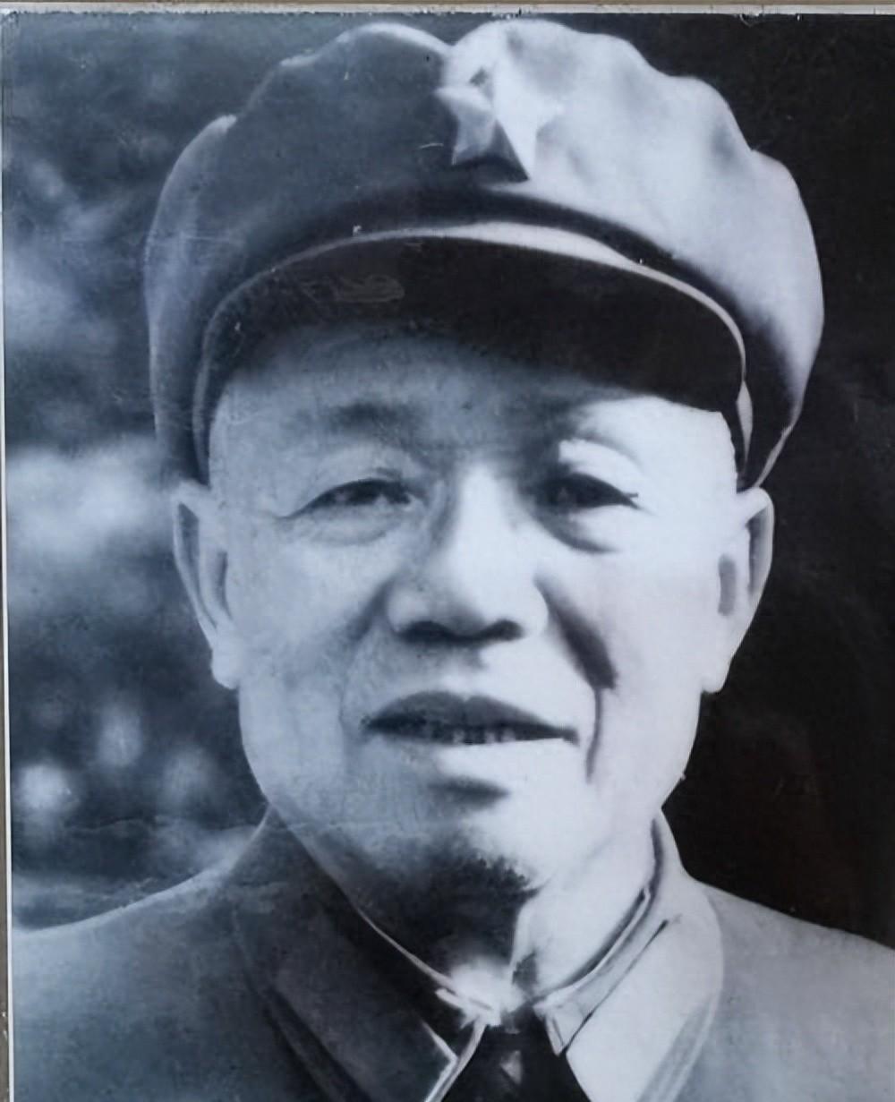 1986年韩先楚病重期间，81岁的陈云亲自前来看望，韩先楚表示决定不再接受手术了