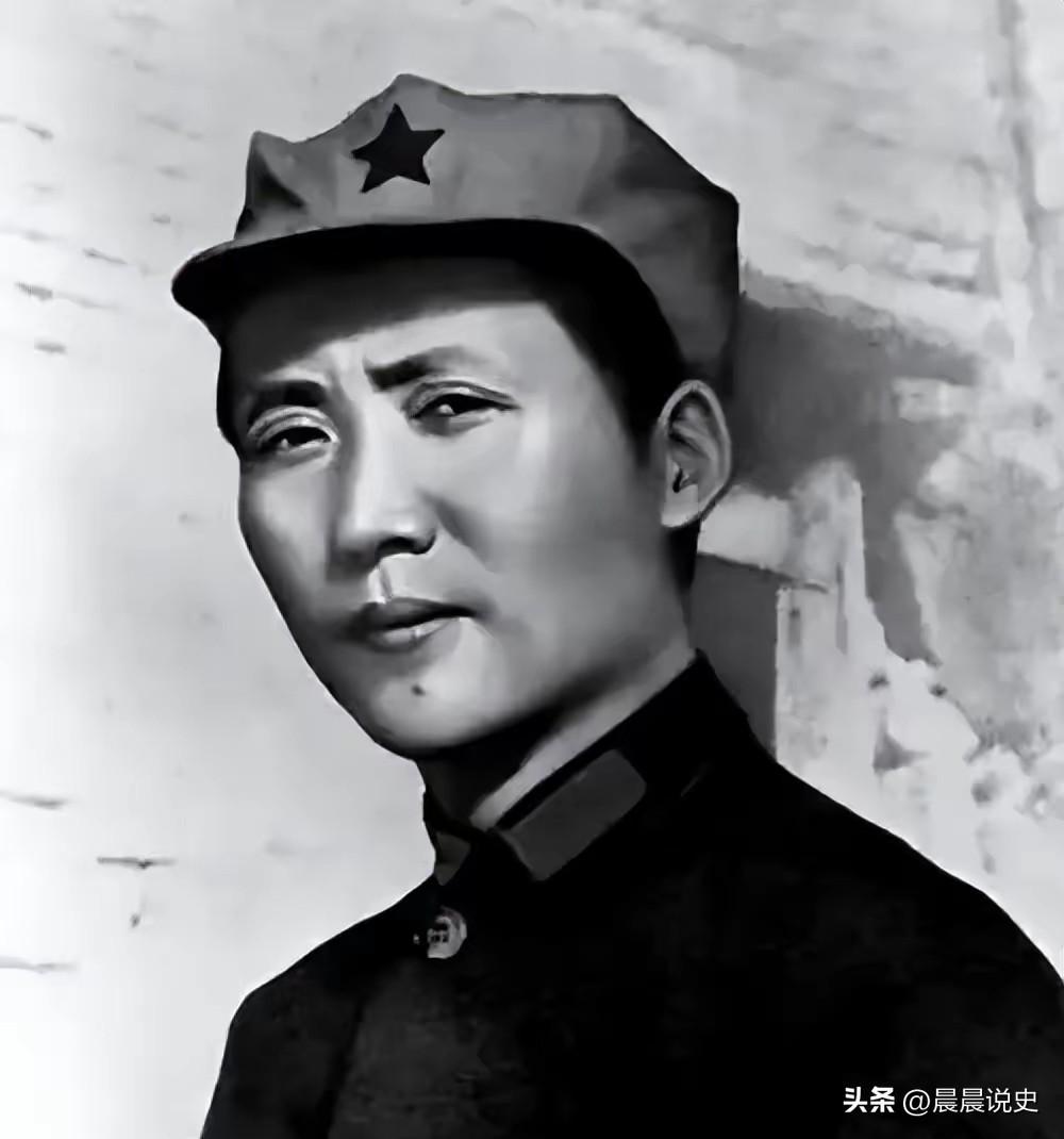 1935年生死绝境！3万红军被40万国军重兵围堵，绝境翻盘改写中国历史
 
19