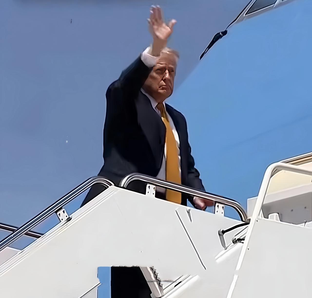 美国如今主动向中国示好、想缓和关系，根本上并不是想改弦易张、放弃打压中国大战略，