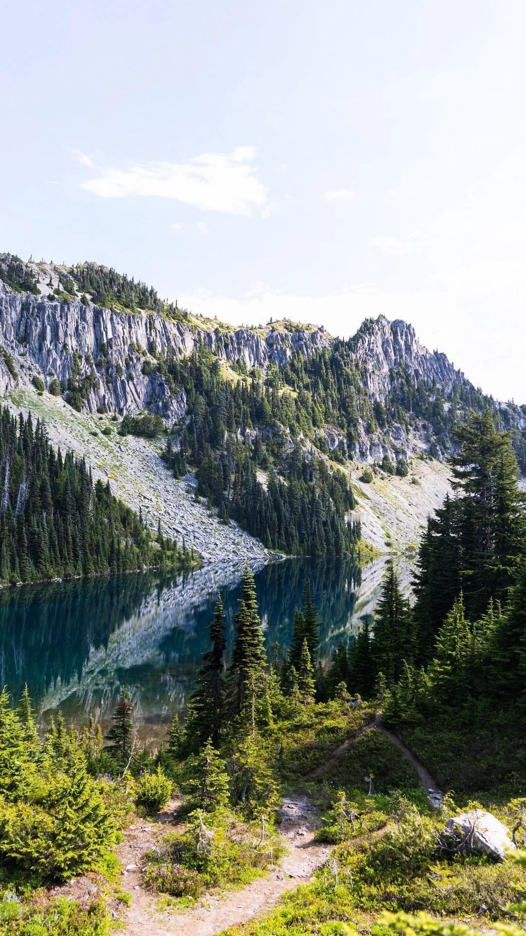 人能量大，再大的事情都能消化。能量小，再小的事情会滋生无限多的问题。为什么说人过