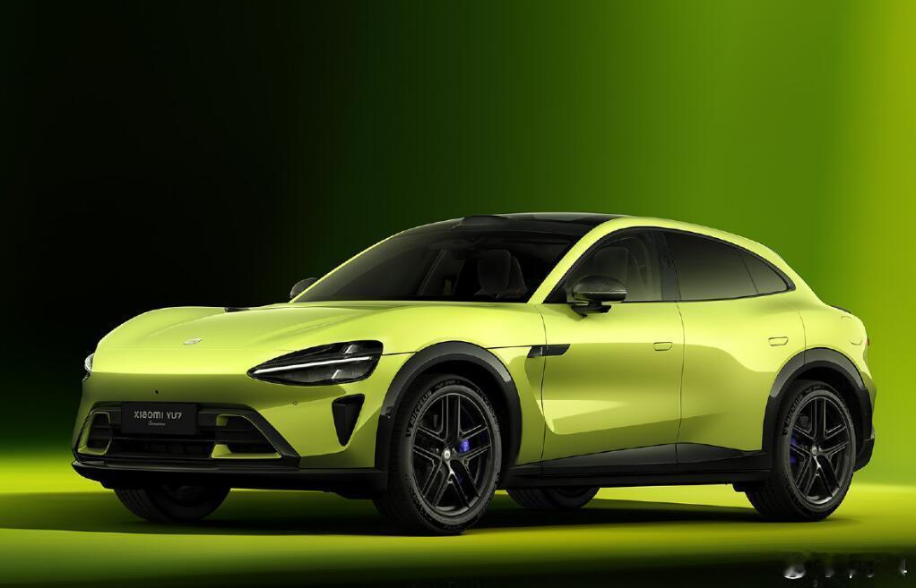 产品力，这应该是最重要的一个，颜值惊艳，配置出色，动力也很够用，总体上就是一个很