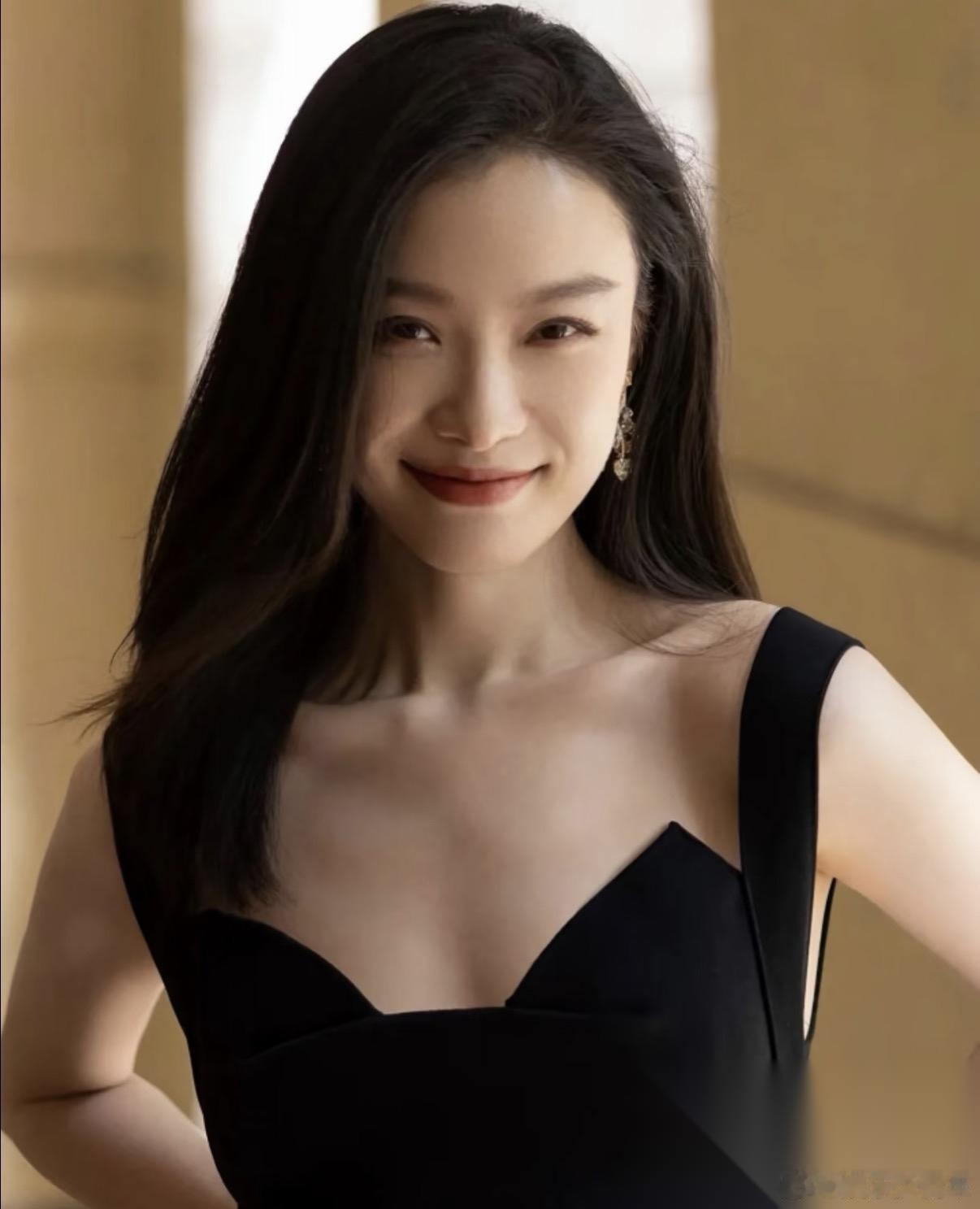 我可以接受倪妮38岁了， 也可以接受倪妮不结婚不生孩子， 但是我真的不能接受38