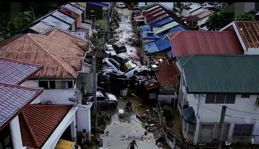 人道主义彰显大国风范！
这次又给菲律宾援助了,看到菲律宾普通人近期生活实在是太难