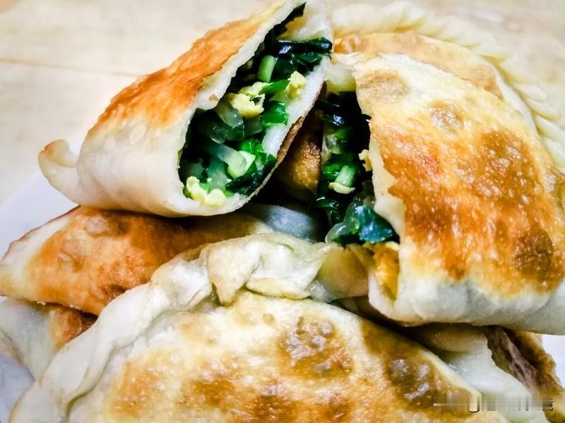 大年初五吃饺子你选啥馅料 大年初五吃饺子可是个传统习俗，选啥馅料可有讲究。我首推