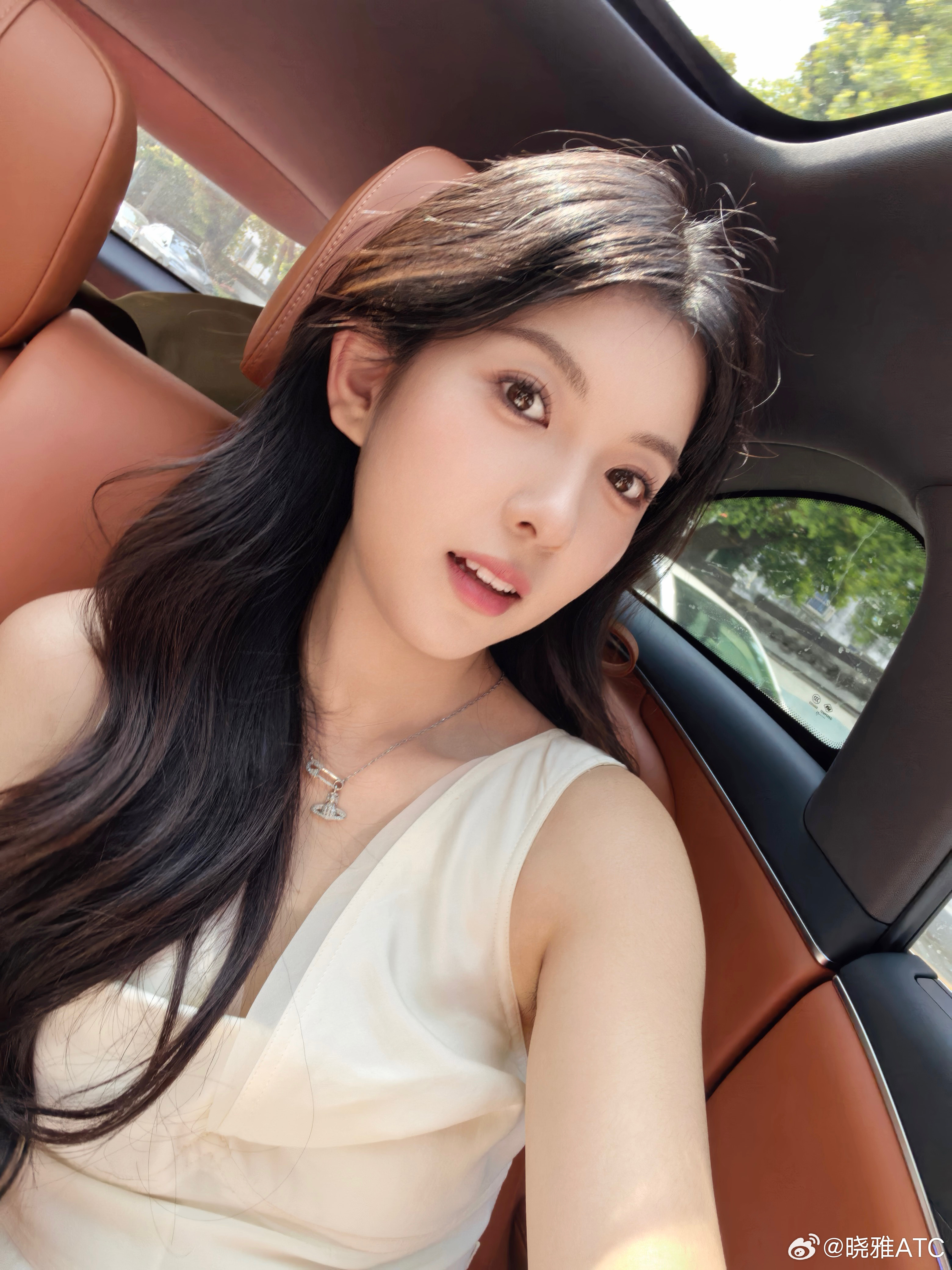 下！班！啦！趁着小假期天气好，赶紧多拍几条视频还是我劳模（不是....） 大v聊