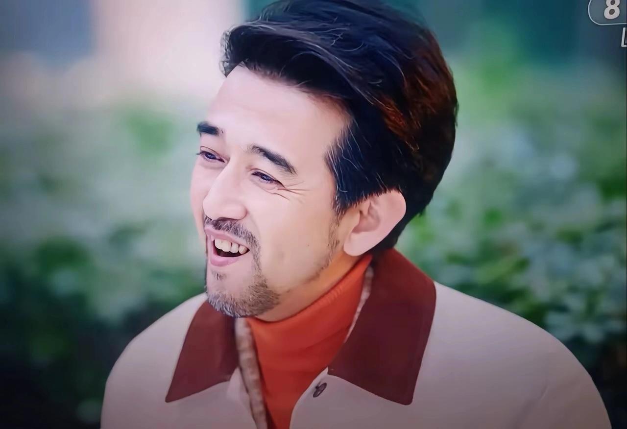 肖格格，肖克明的堂妹，原以为她不是拜金女，谁知她突然改变主意，做了吴晴的私人助理