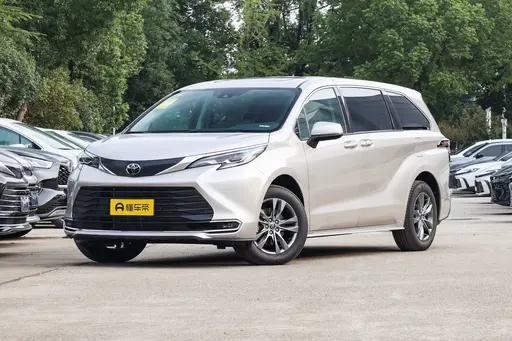 同样30万出头，买赛那新豪华，还是二手尊贵？
 
如果预算卡在30万级，我觉得赛