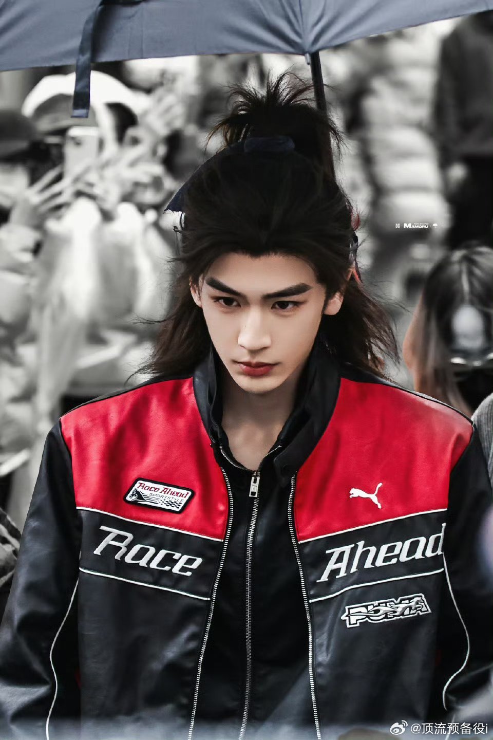 张凌赫萧厉出妆小🐺配皮衣，好帅呀好期待这个归鸾 