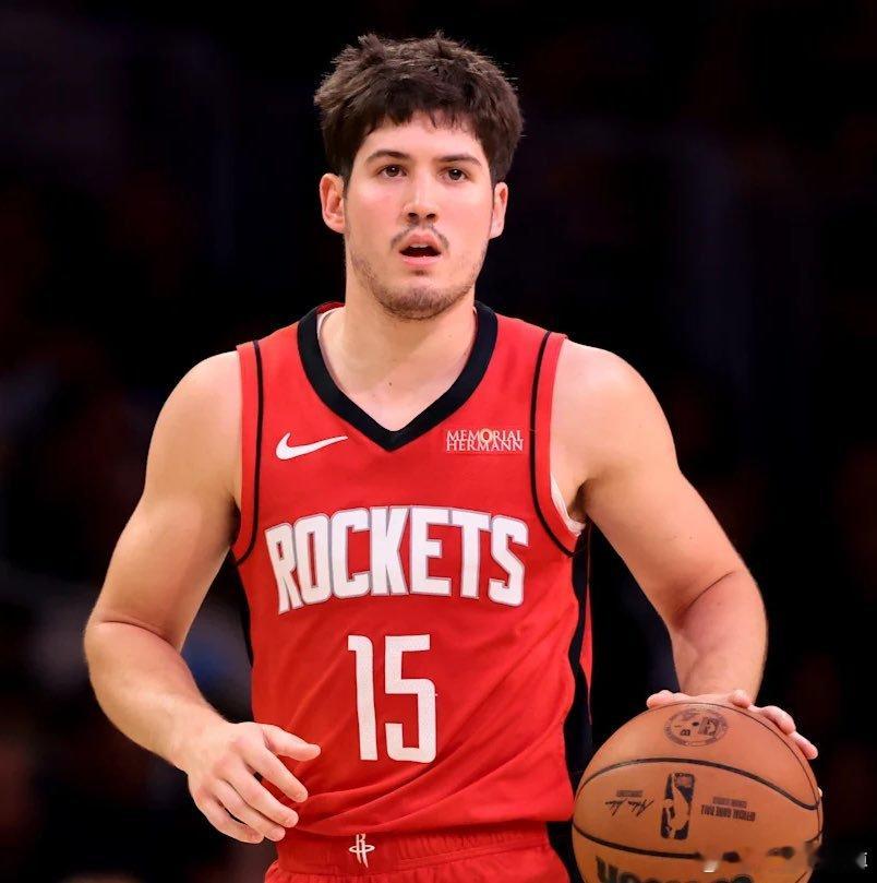 里德·谢泼德在火箭队的职业生涯至今57场比赛的统计数据[doge][doge]4