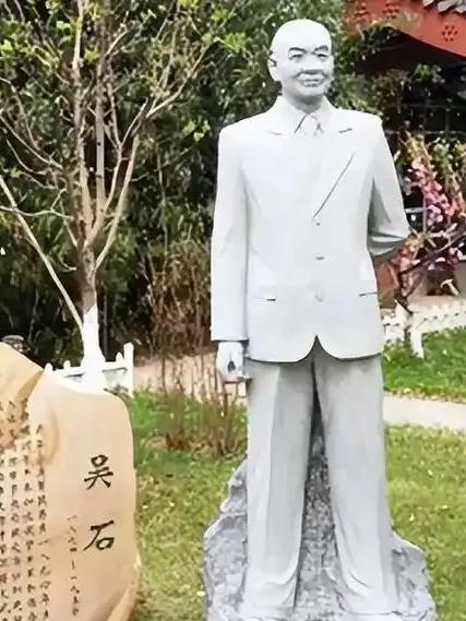 为什么最近很多人去吴石将军的故居参观。主要原因就是央视正在热播的电视剧《沉默的荣