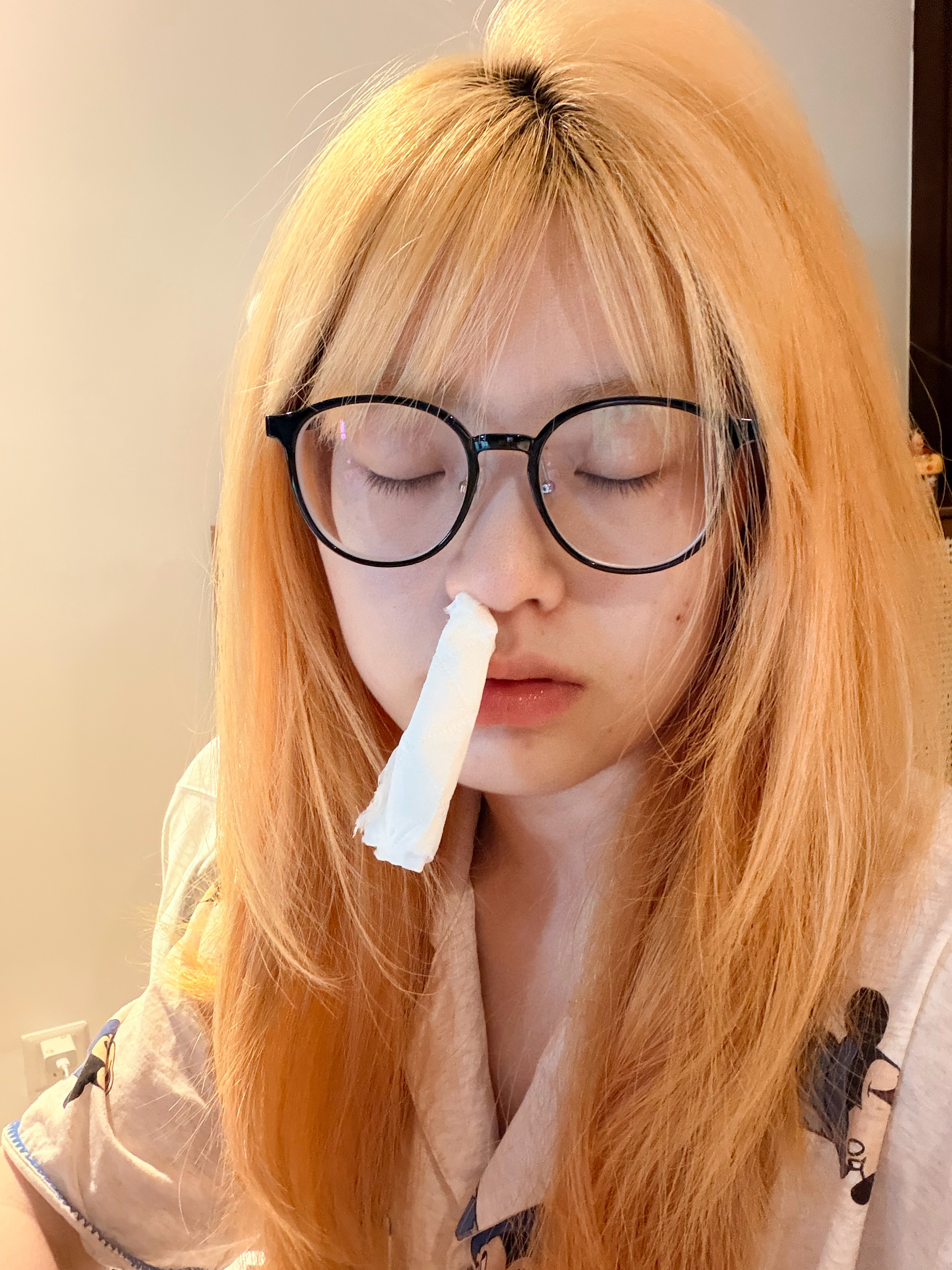 月经和重感冒一起来了麻辣香锅麻辣烫新疆炒米粉炸串荔枝冰奶你们等等我 