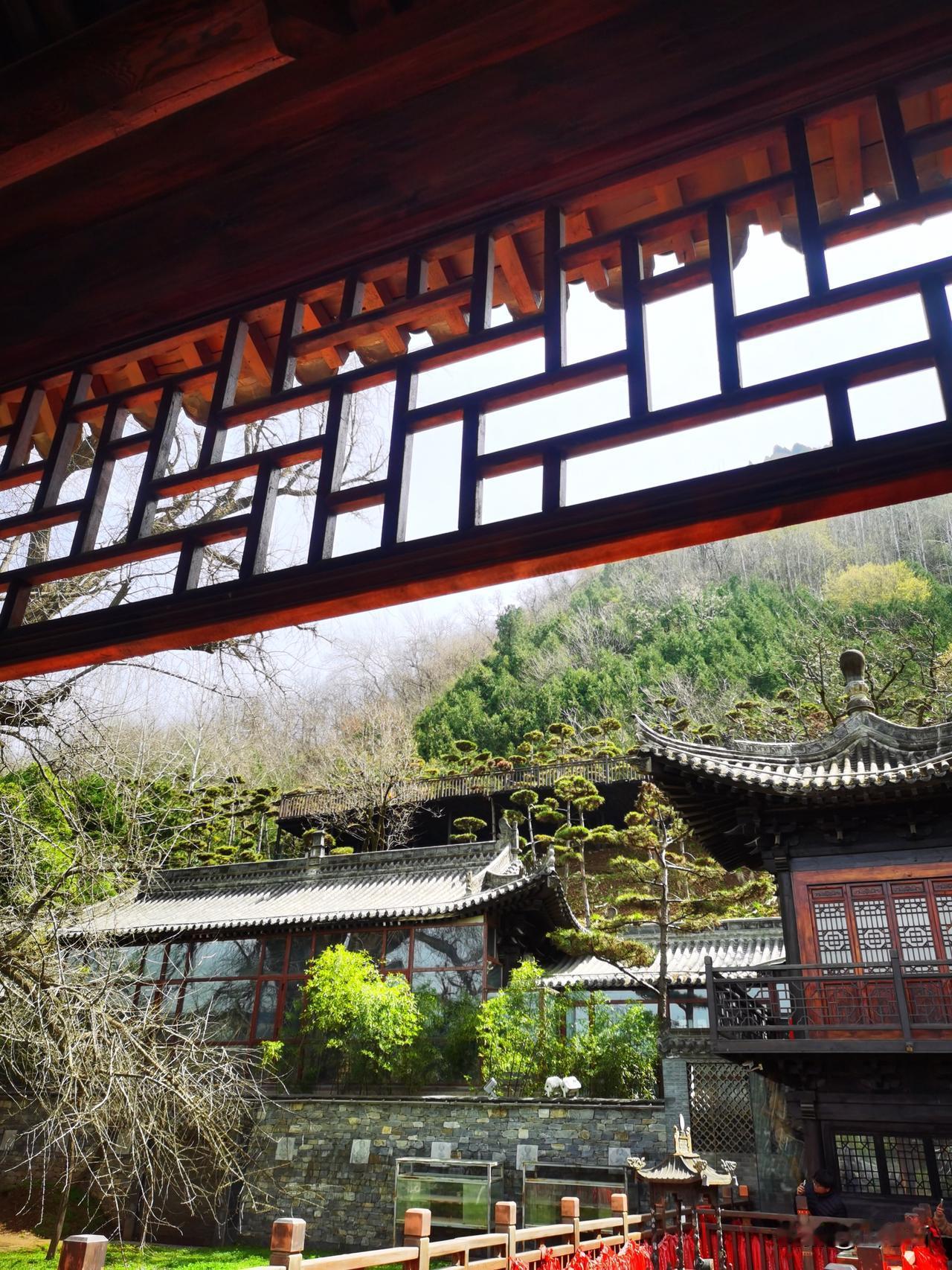 法国归还文物这事值得细细琢磨，投票程序走下来，170票全票通过同意归还，这是什么
