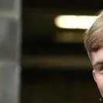 北京时间12月25日，纽卡球员刘易斯-霍尔接受了metro的采访，谈到了转会离开