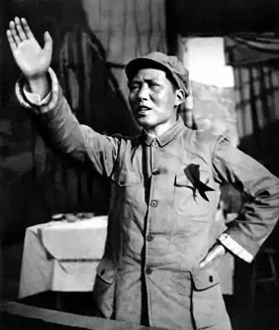 毛主席的高瞻远瞩究竟有多深远？盘点他六次关键决策，如何在党内危局时力挽狂澜

1