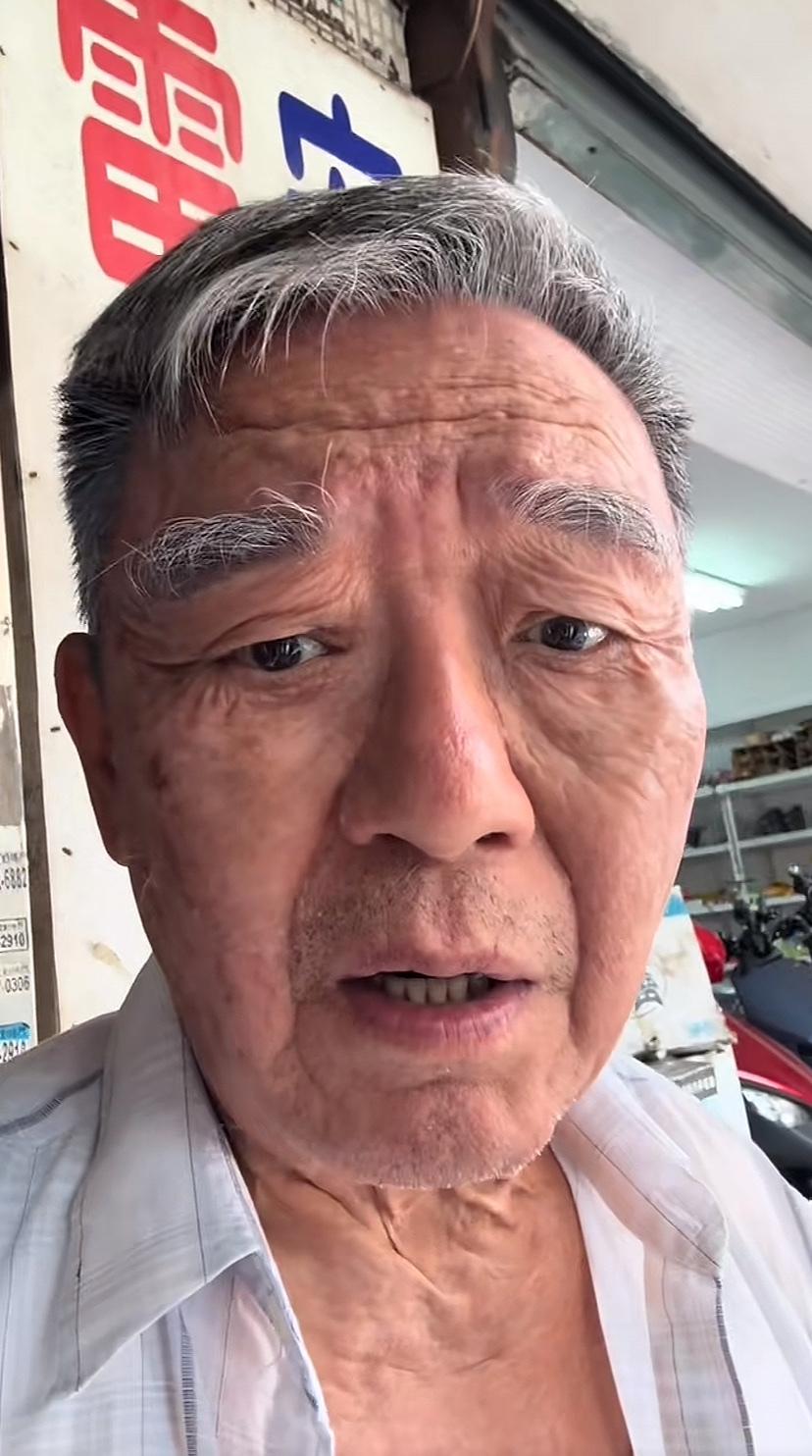 天呐，李立群怎么老成这样了啊！

前两年总刷到他在上海的视频，感觉他没有这么老啊