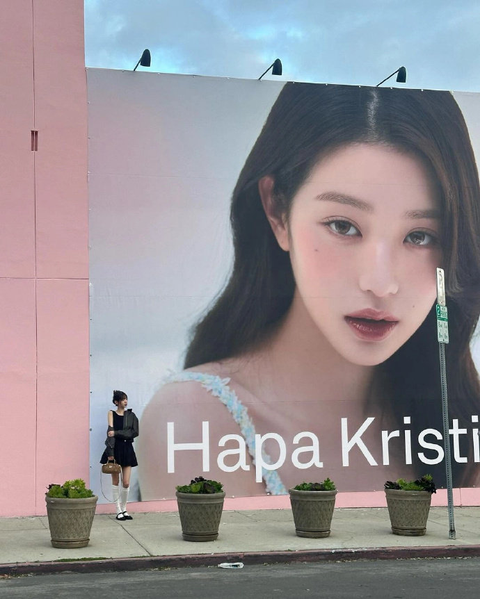 kpop界的双生爱豆     所谓，成功的女人身后是自己 